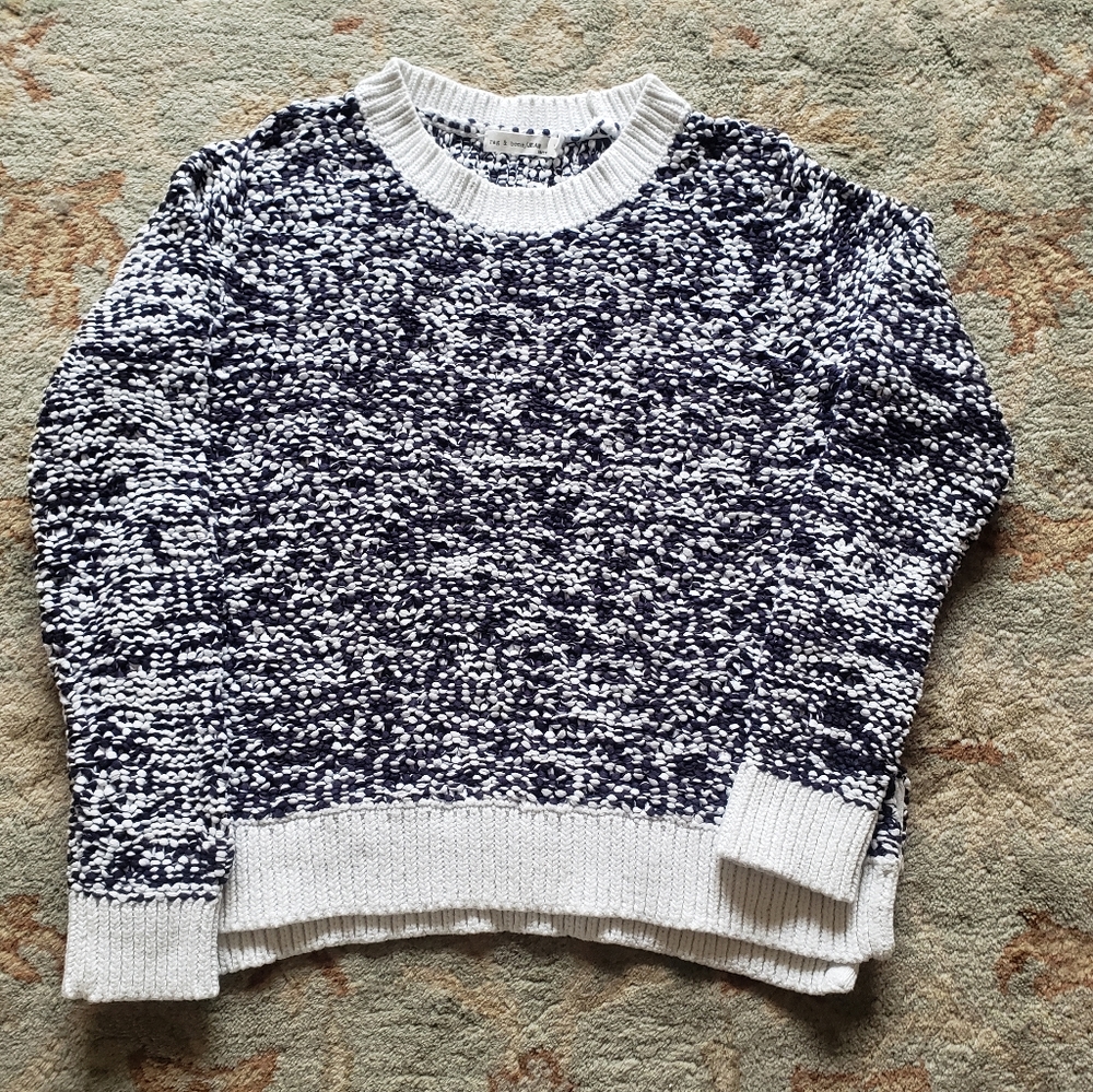 Gorgeous bright white and navy chunky Rag & Bone knit contrast hem sweater. - Picture 4 of 10